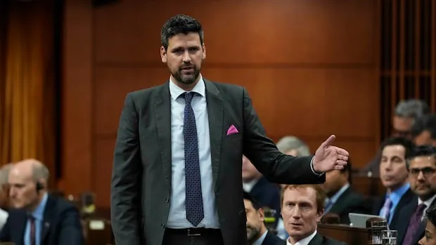 Bill c9 canada: The Controversial Passage of Bill C-9 Canada: A New Era in Hate Speech Legislation