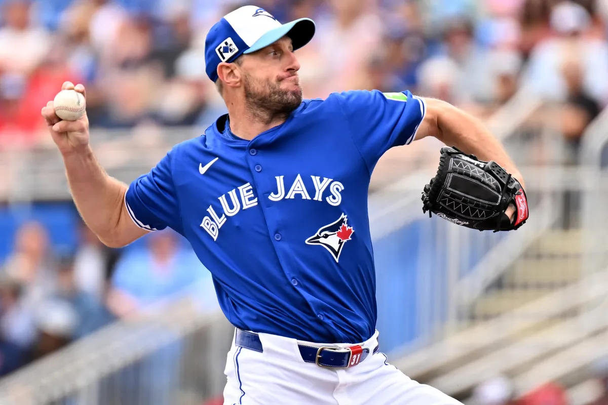 Blue Jays Dominate in Grapefruit League Finale