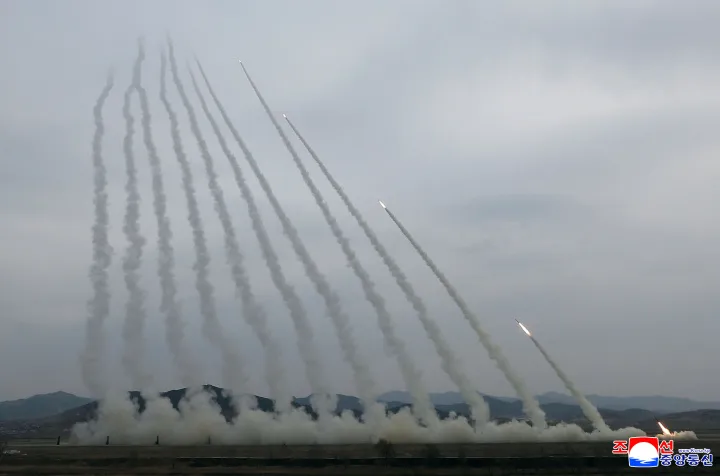 Corée du nord japon: North Korea Japan: Missile Launches Escalate Tensions