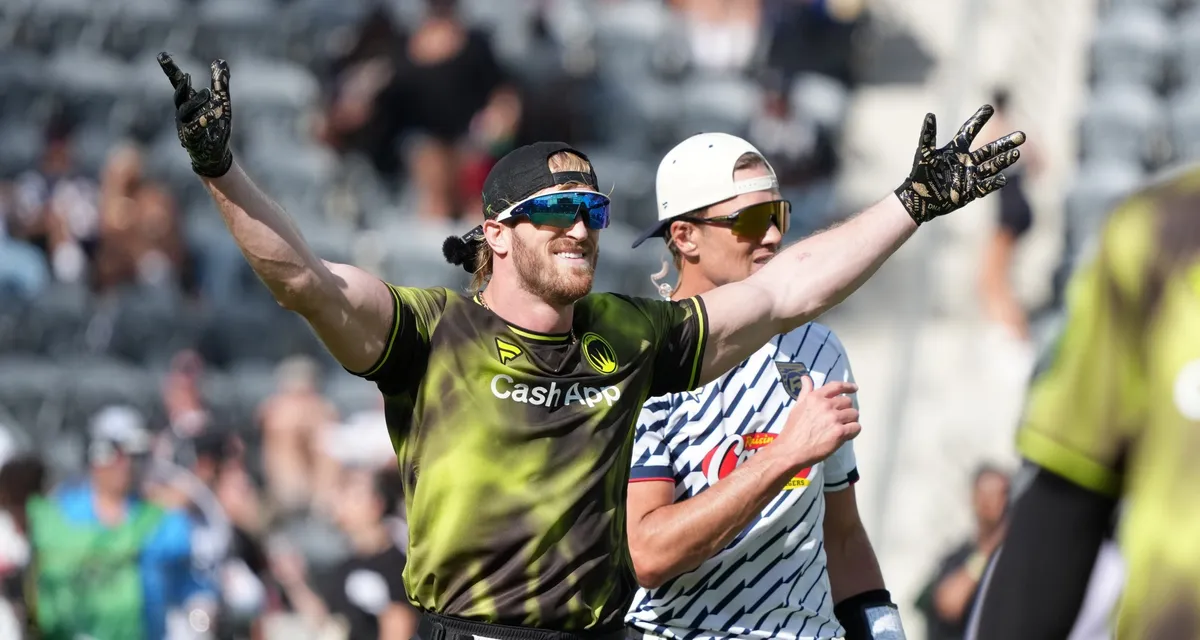 fanatics — CA news