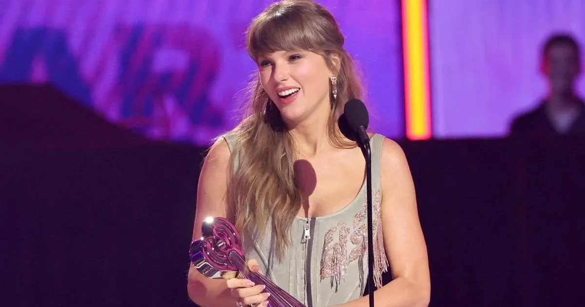 Jake shane: What Happens When Taylor Swift and John Mayer Cross Paths?