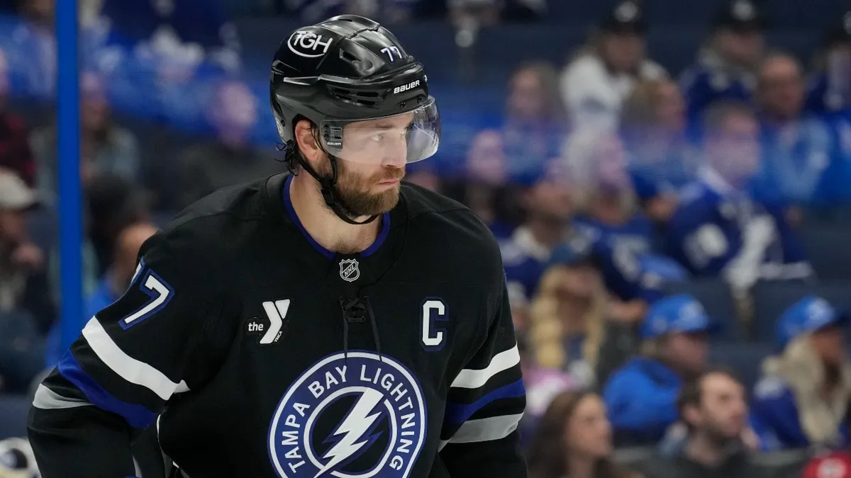 Lightning vs Canucks: Hedman’s Injury Raises Stakes for Tampa Bay