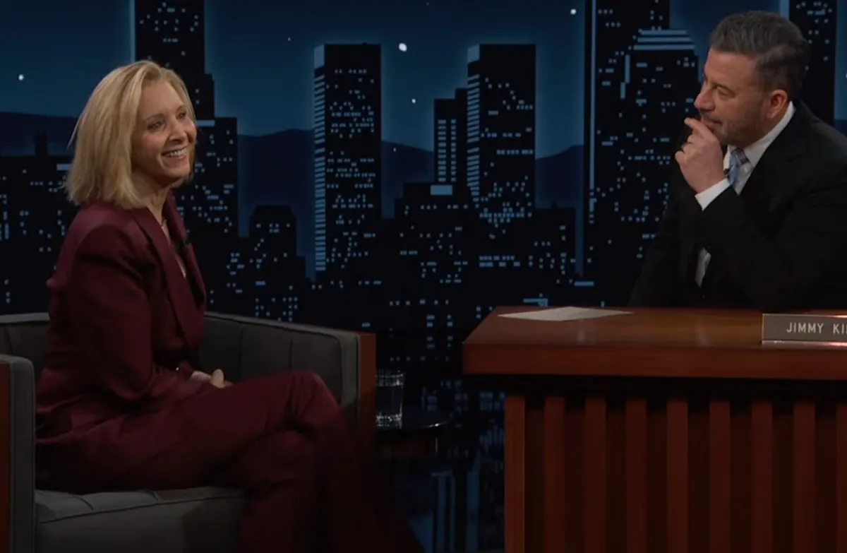 Lisa Kudrow: The Surprising Return to Watching ‘Friends’ After Two Decades