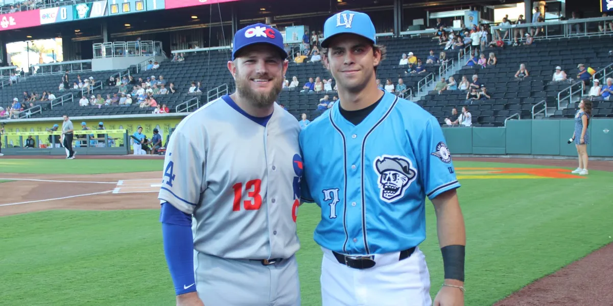 Max muncy athletics: Max Muncy and the Athletics: A Game-Changing Moment at Rogers Centre