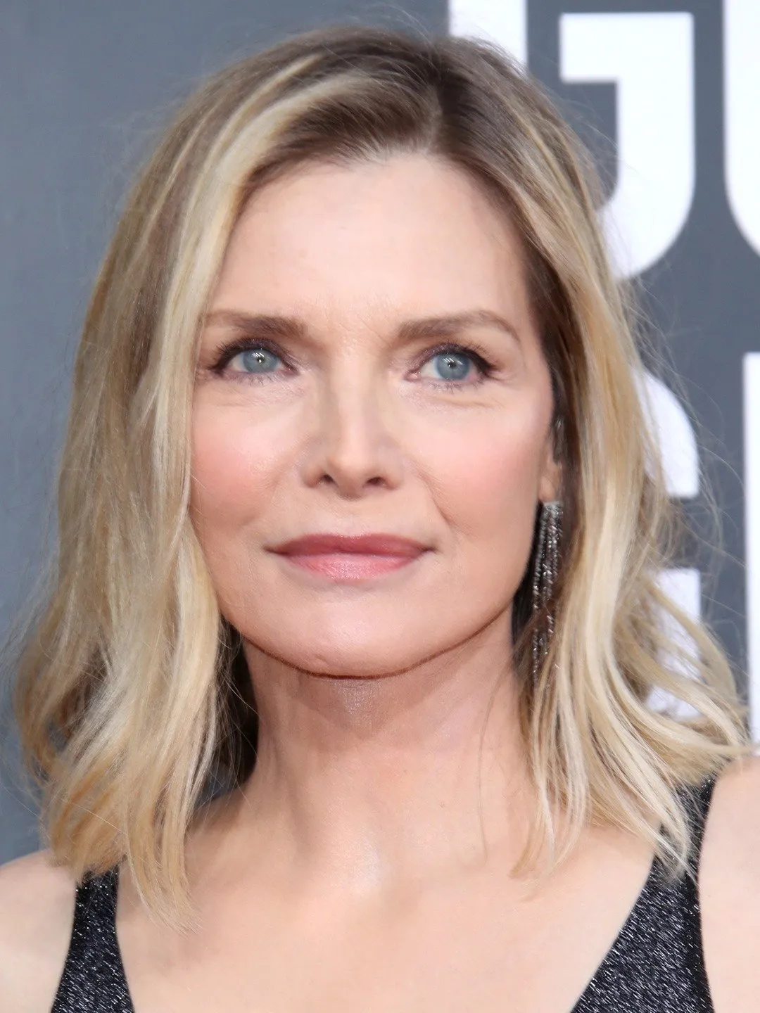 Michelle Pfeiffer Reunites with Kurt Russell in New Series