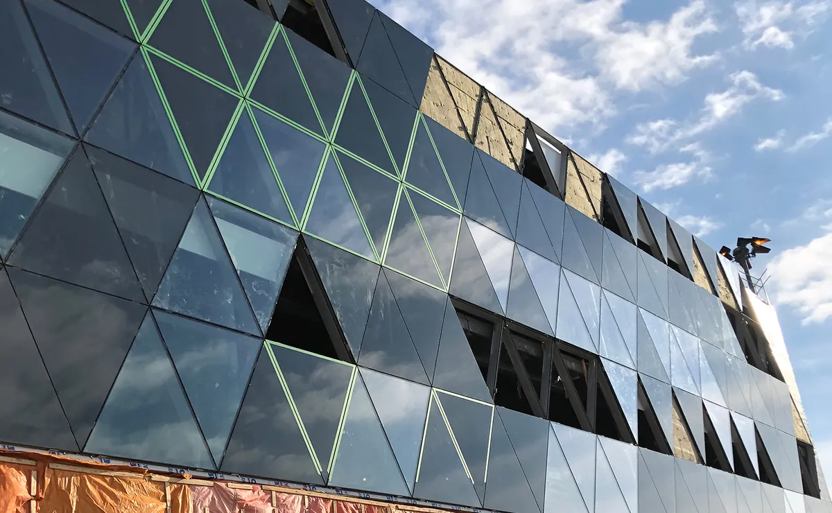 Montreal airport: Suspicious Suitcase Incident at  Leads to Arrests