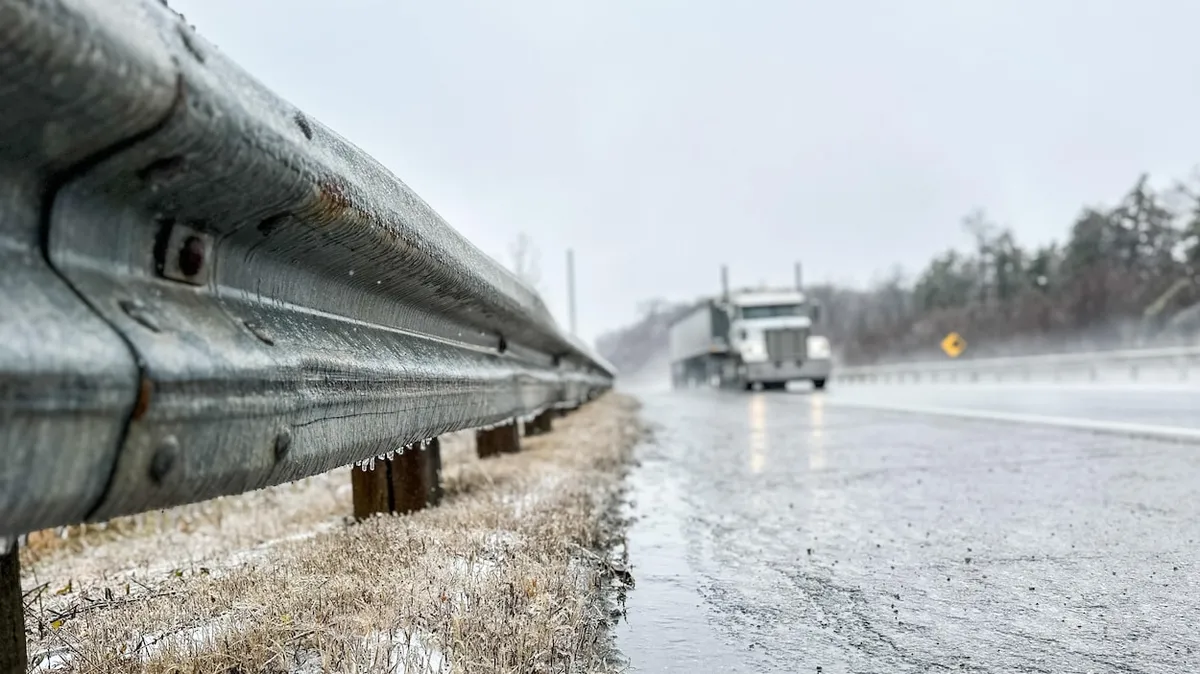Pluie verglaçante: Freezing Rain Expected to Hit Montreal: What You Need to Know