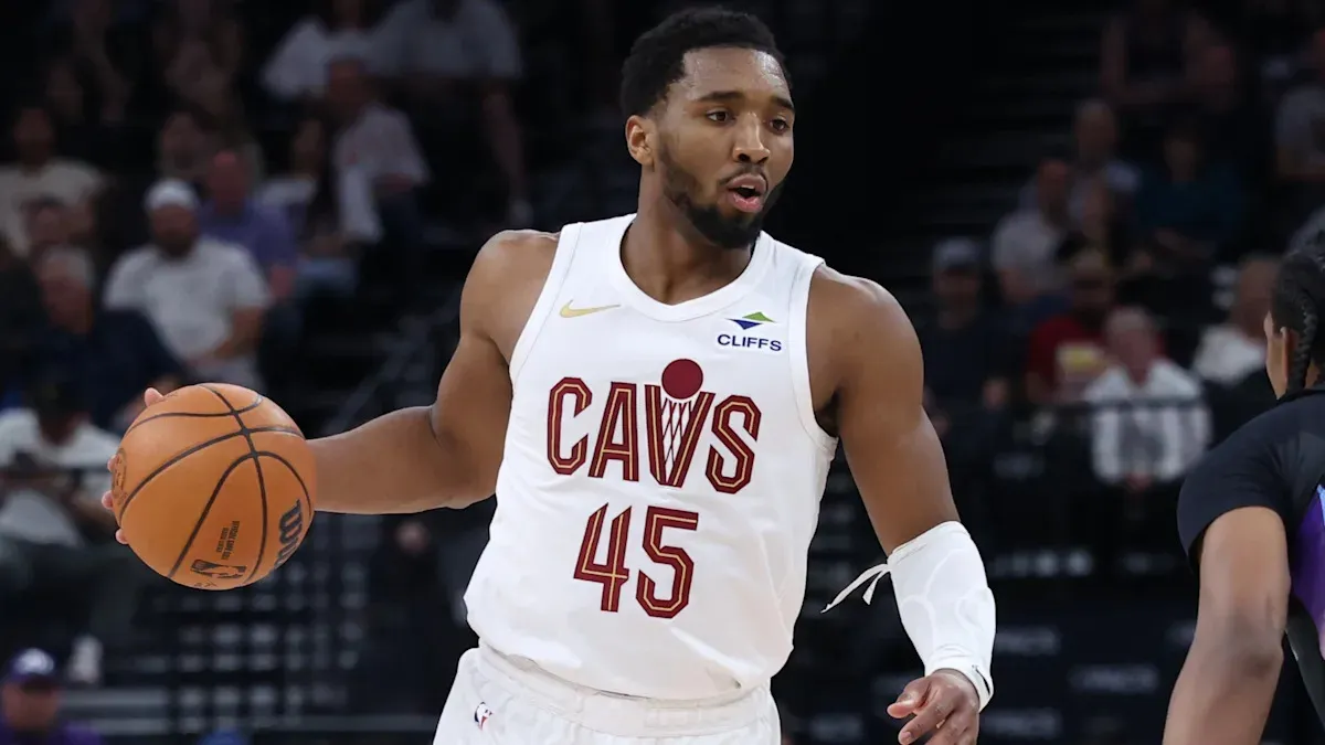 Cavaliers vs Warriors: A Clash of Playoff Aspirations