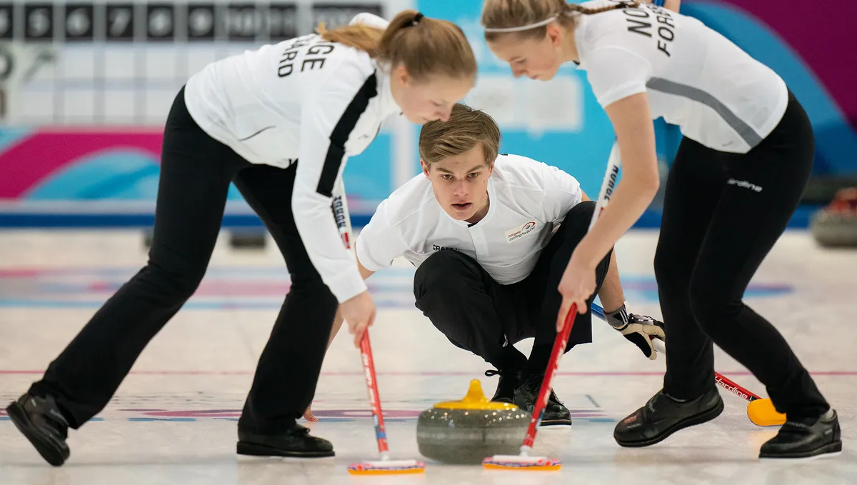 Curling’s Double-Touch Controversy Heats Up Ahead of 2026 Canadian Masters
