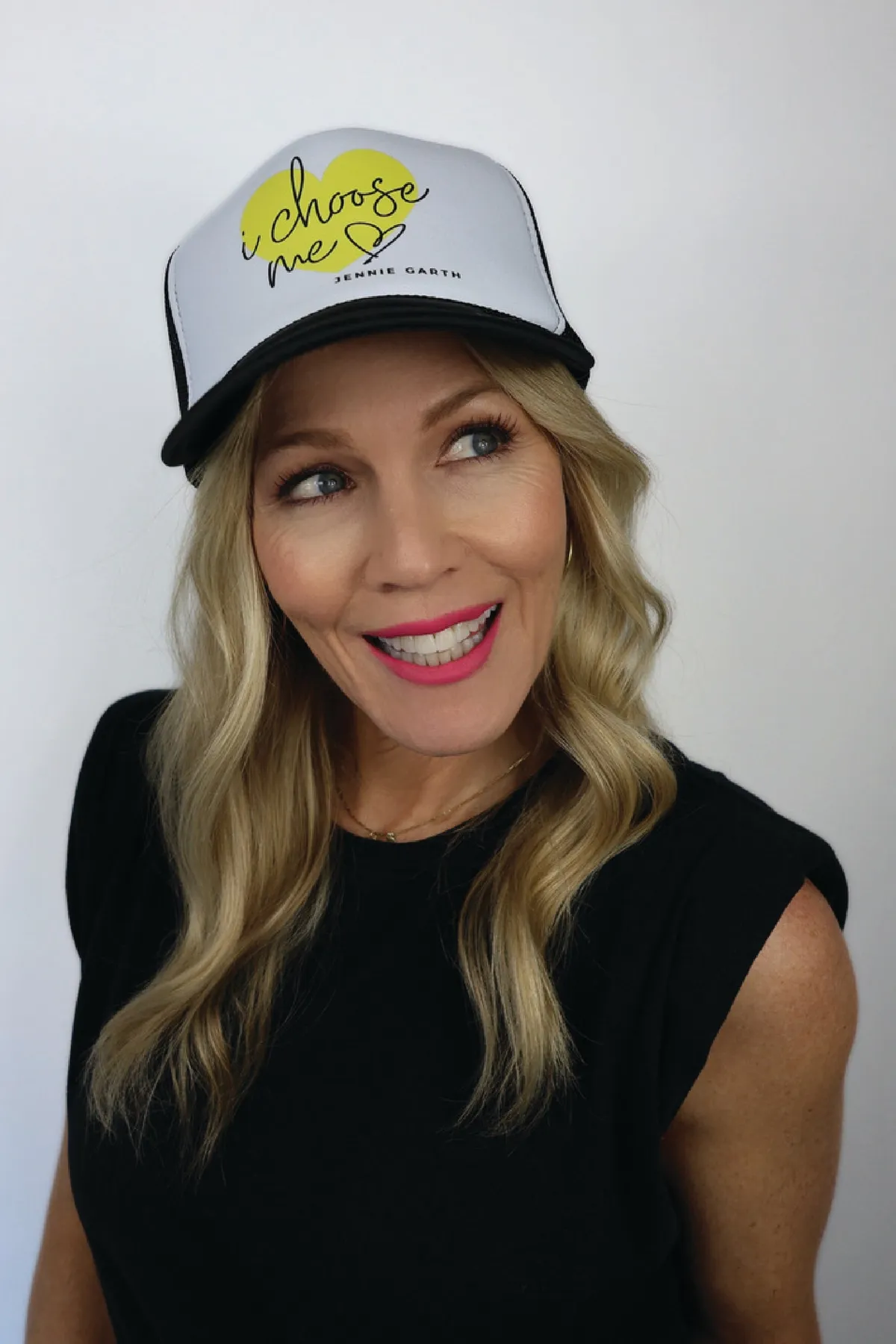 Jennie Garth: From 90210 Fame to Personal Struggles