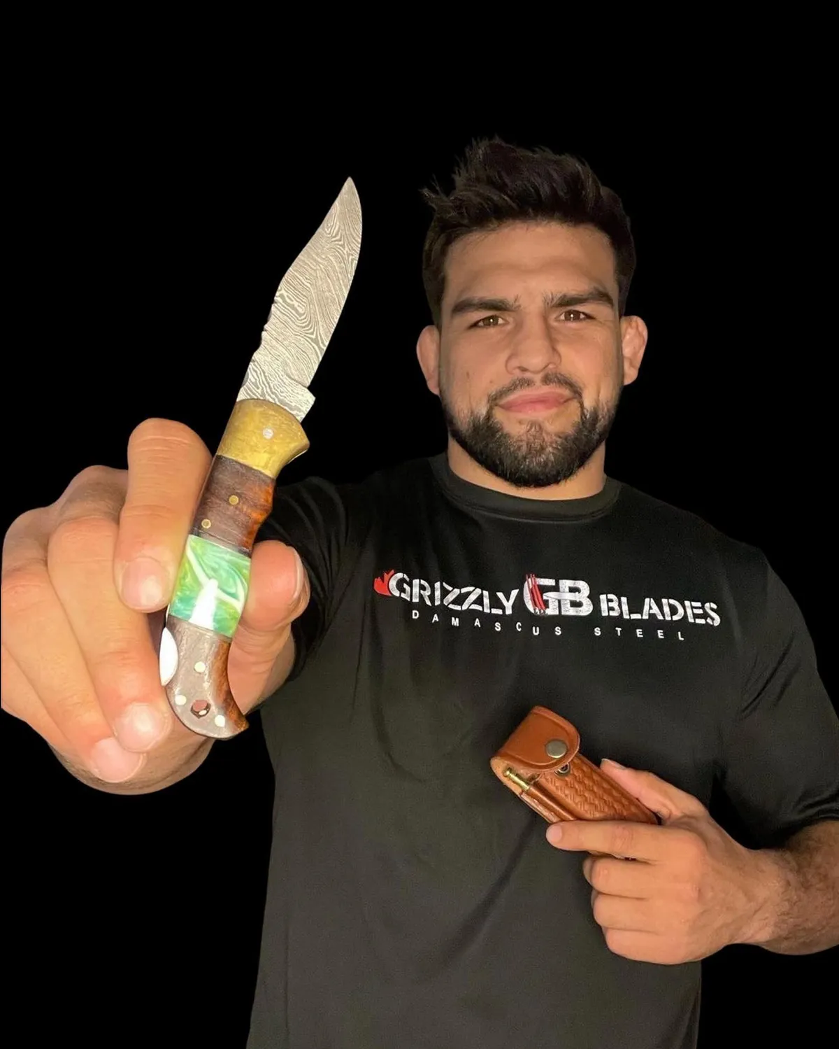 Kelvin Gastelum Submits to Vicente Luque in UFC 327 Showdown
