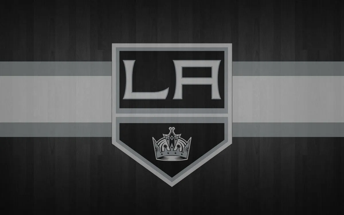 LA Kings Secure Fifth Straight Playoff Berth with Victory Over Kraken