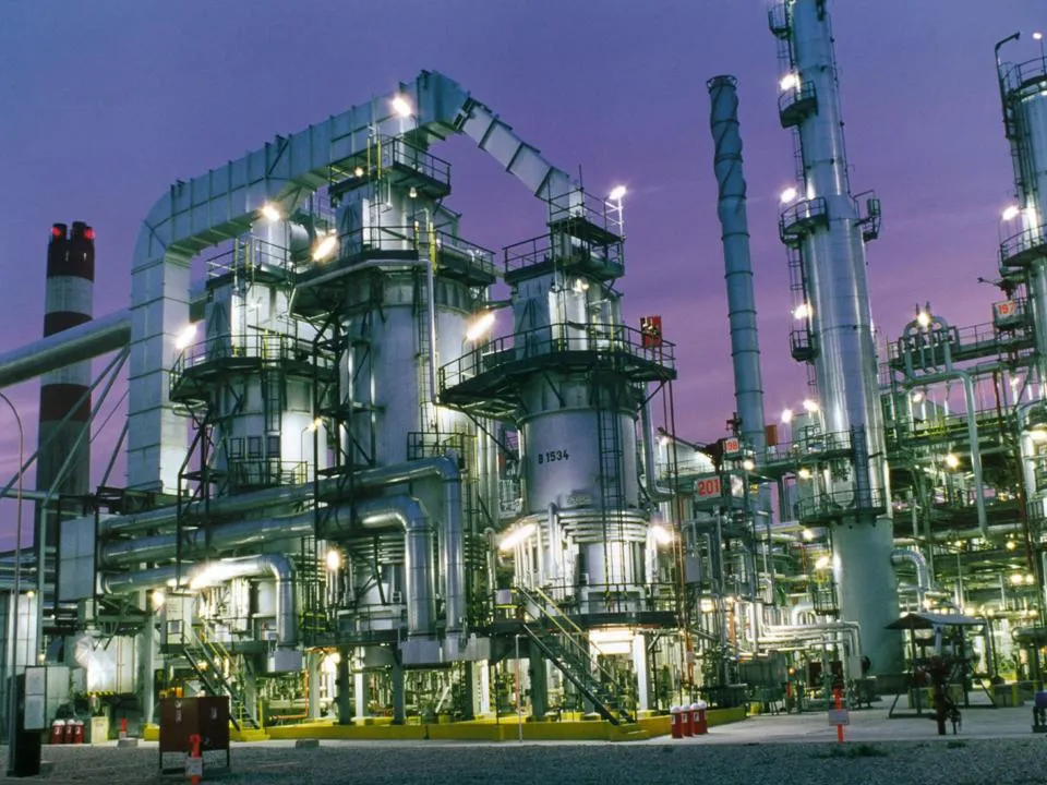 oil refinery — CA news