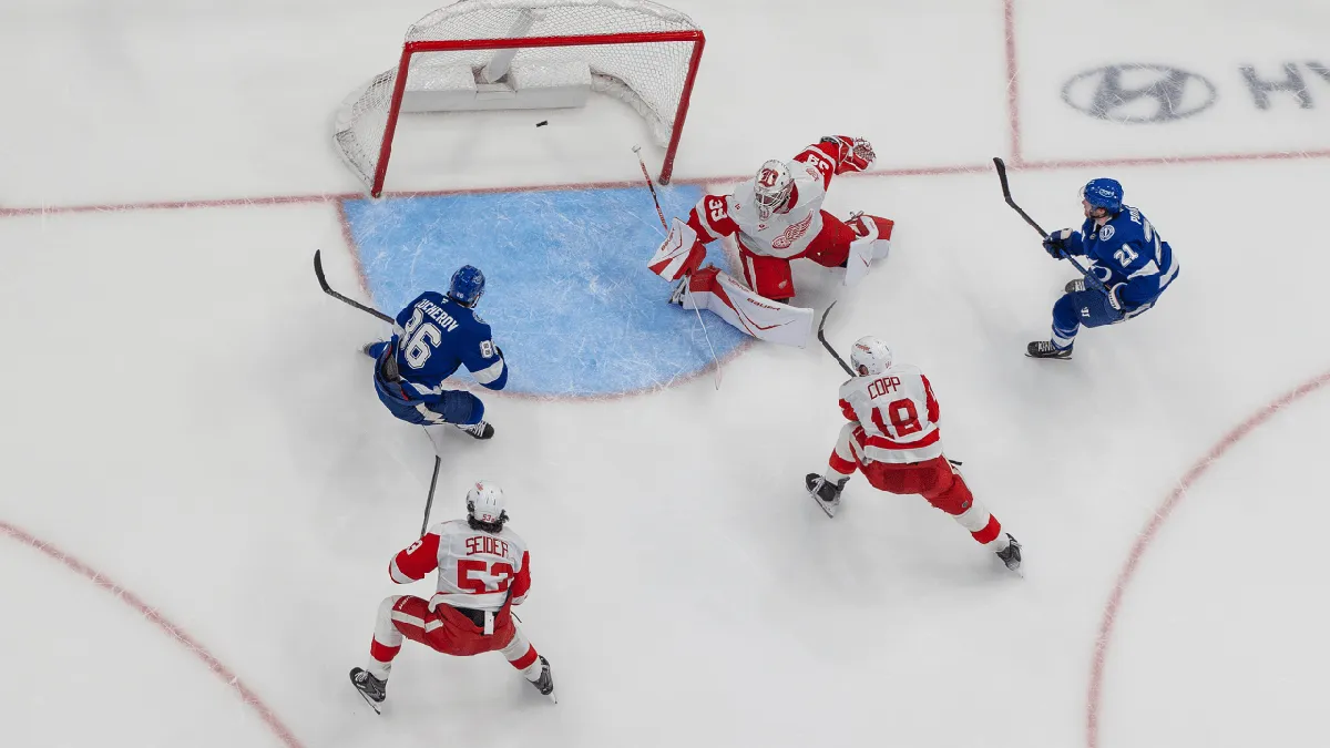 Tampa Bay Lightning Triumphs in Overtime Against Detroit Red Wings