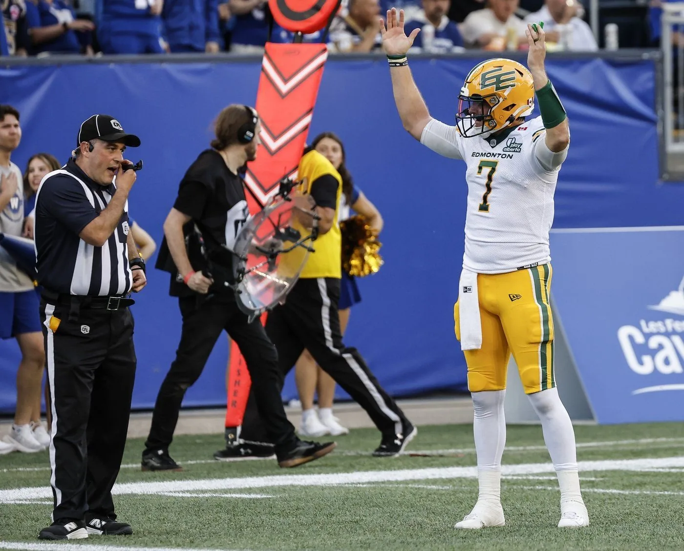 Edmonton Elks secure late victory against Winnipeg Blue Bombers, remain undefeated