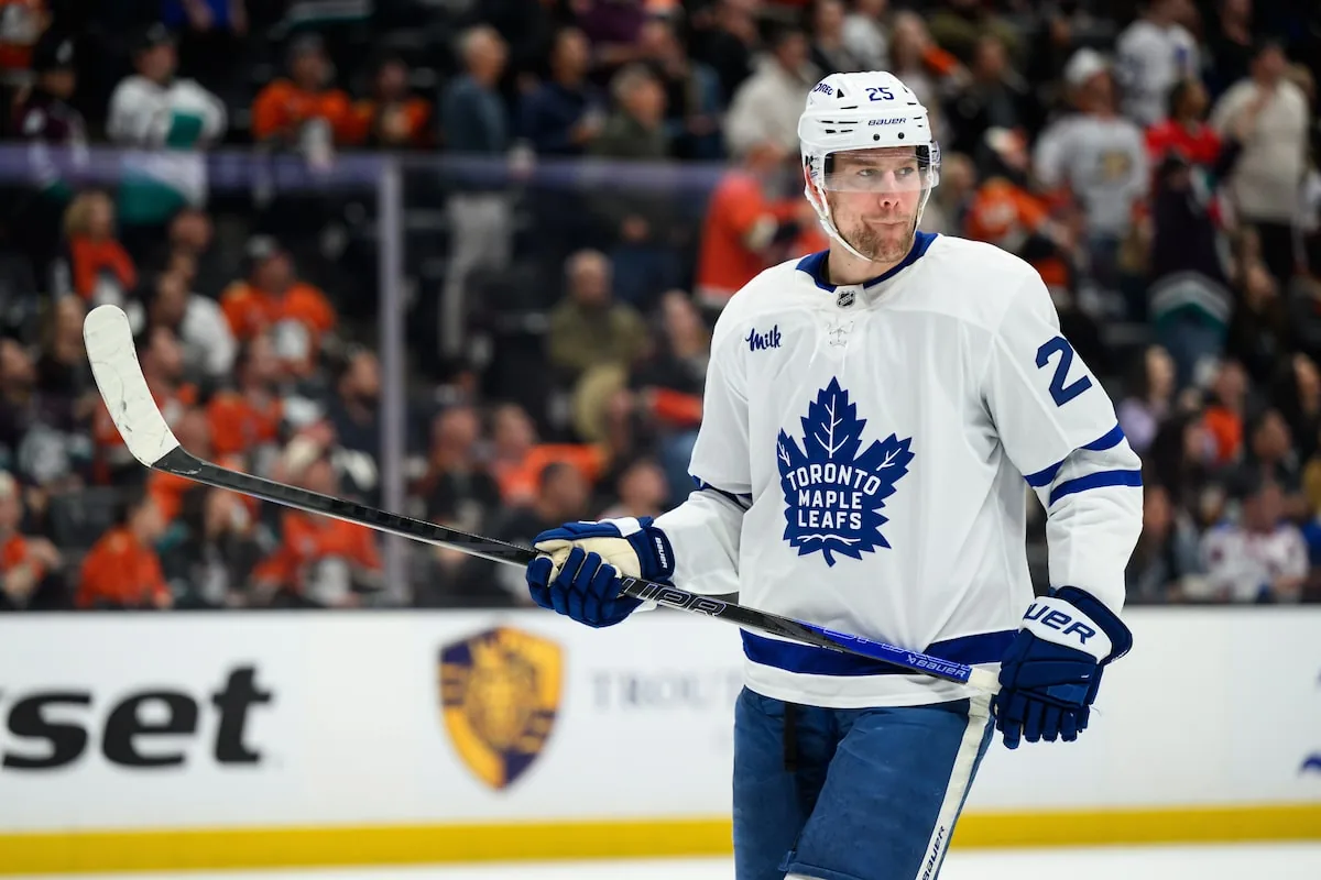 Maple Leafs trade defenceman Brandon Carlo to Blues for two third-round picks