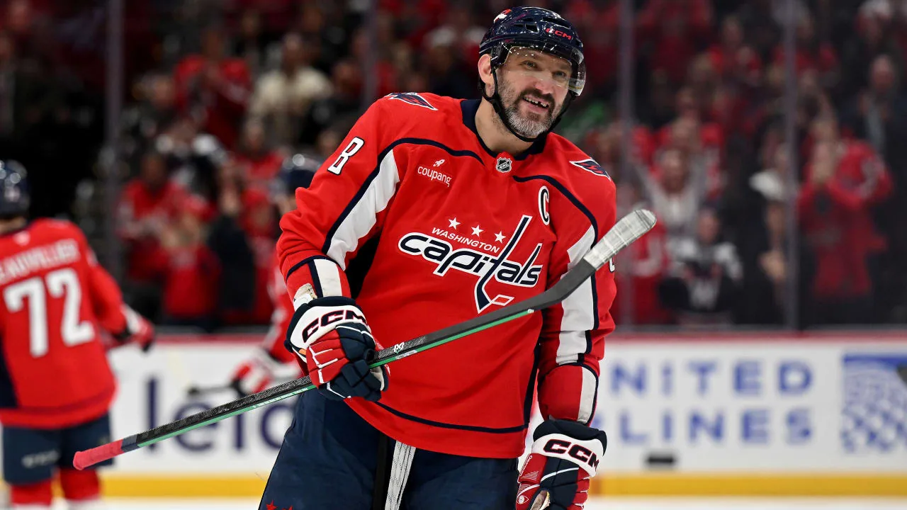 Washington Capitals: Alex Ovechkin re-signs for 22nd NHL season