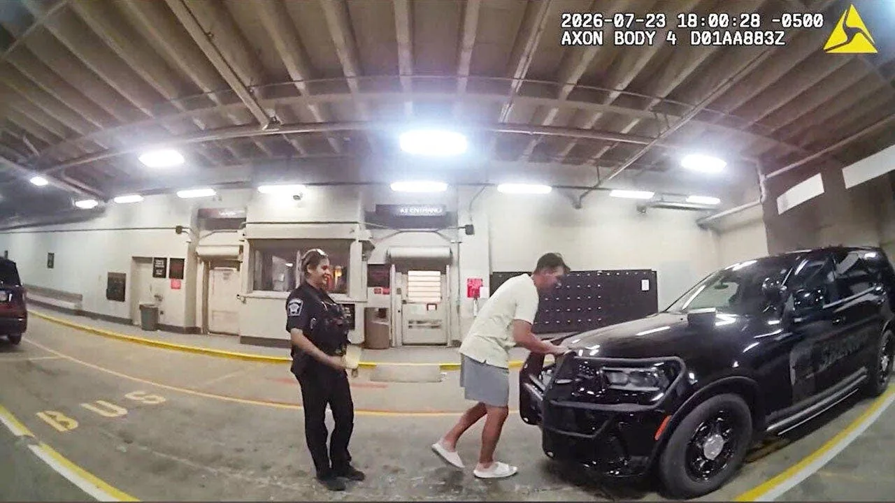 Former Cowboys QB Tony Romo had an open bottle of alcohol in his car when arrested, police say