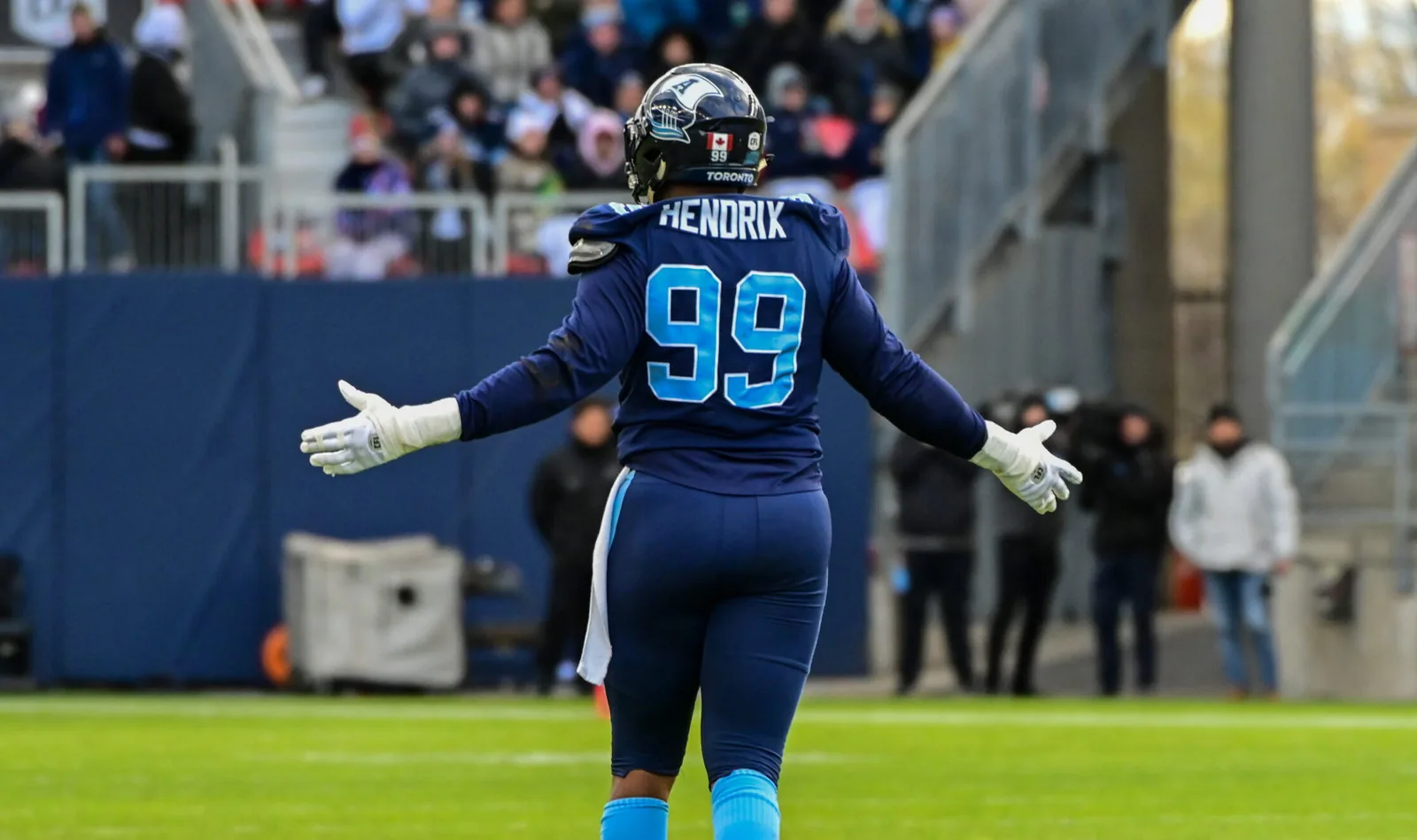 Argos sign defensive linemen Shawn Lemon and DeWayne Hendrix