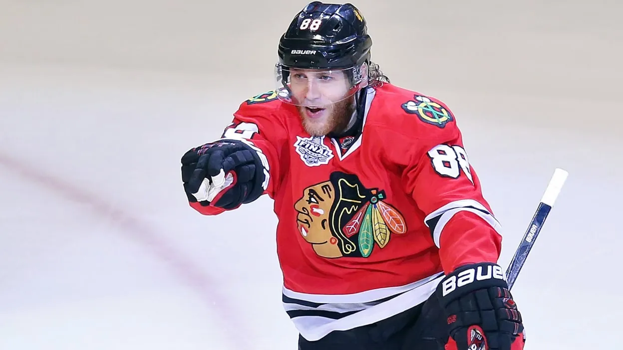Patrick Kane signs two year contract with Chicago Blackhawks