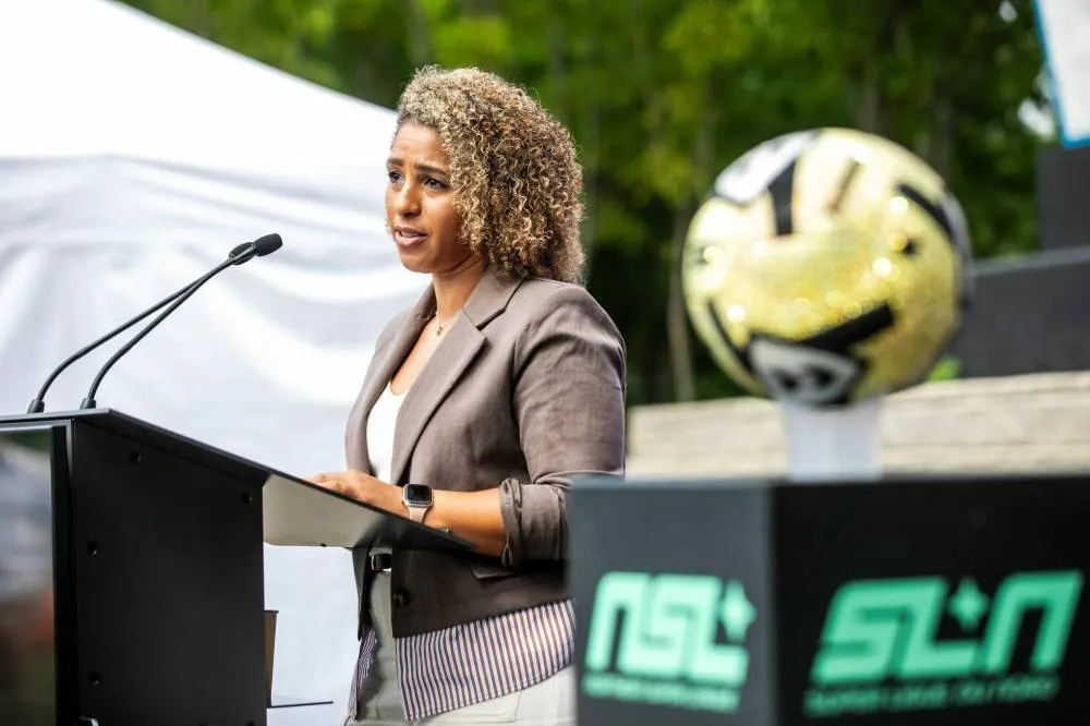 MIKAELA MACKENZIE / FREE PRESS Team co-founder Desiree Scott speaks at the official announcement Tuesday of the Northern Super League’s expansion to Winnipeg.
