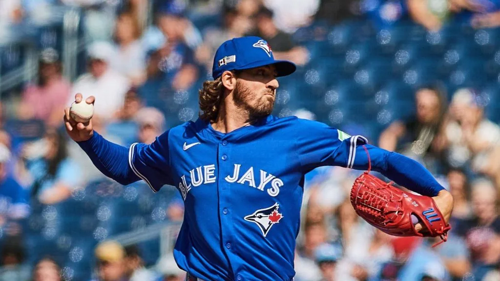 Kevin Gausman traded by Toronto Blue Jays to Chicago Cubs